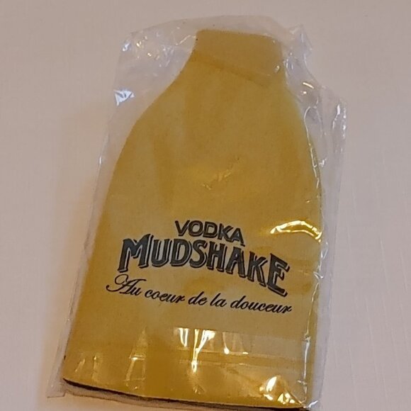 Vodka Mudshake Bottle Koozie Jacket Cooler BNIP - Picture 2 of 2